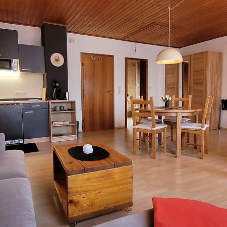Apartamento Haus Zehnthof Burgen  Exterior foto